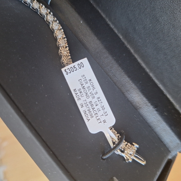 NWT 1/4 CT TW Diamond Sterling Silver Tennis Bracelet $305.00 Retail Price - Picture 5 of 6